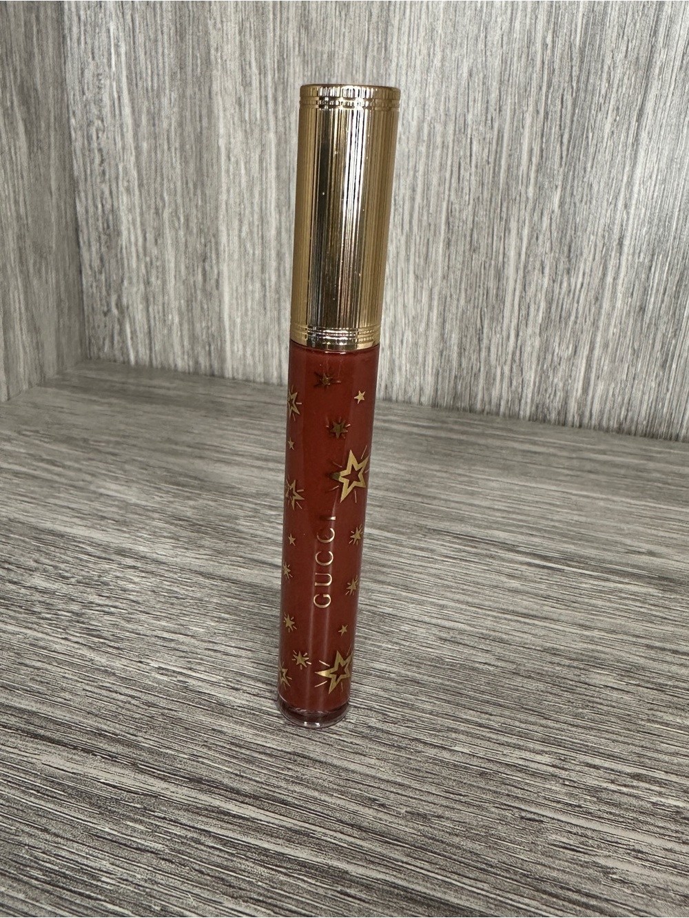 Gucci Hydrating Plumping Lipgloss- Suzanne Brown
